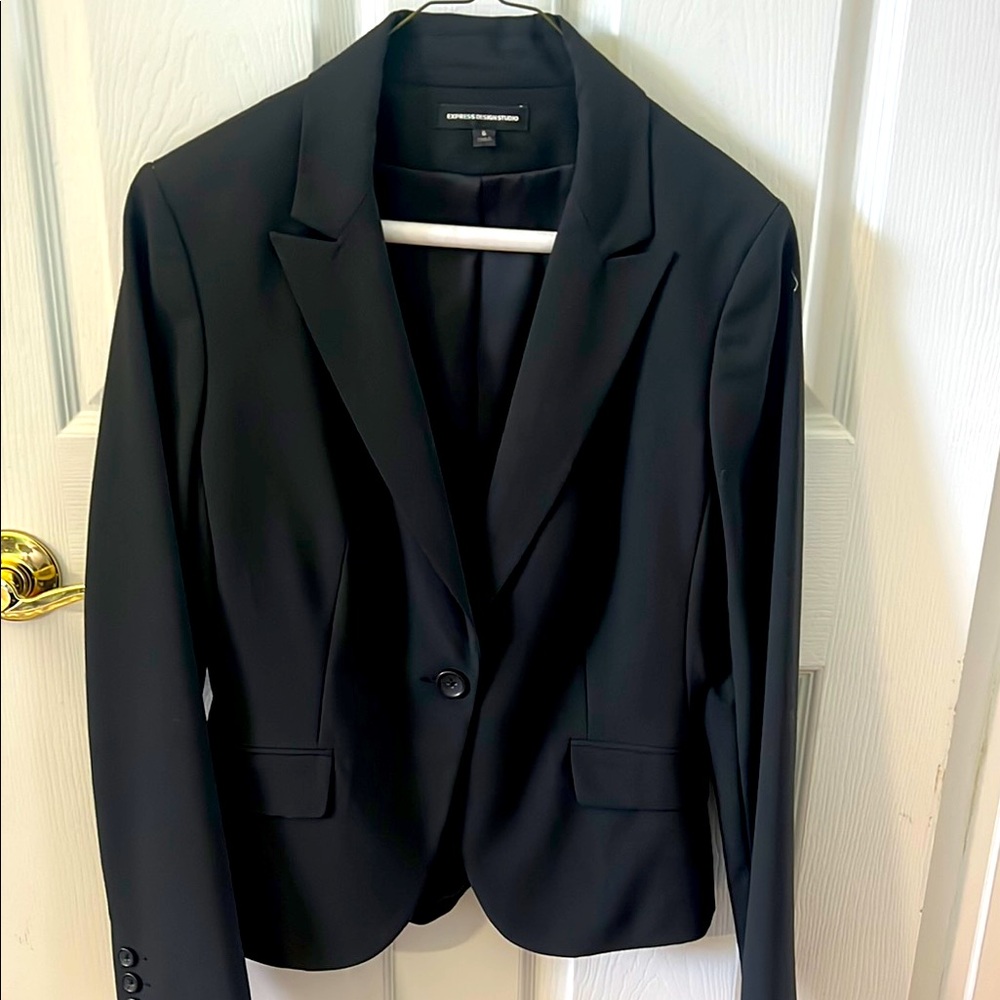 Women's Express black Blazer. Size 6